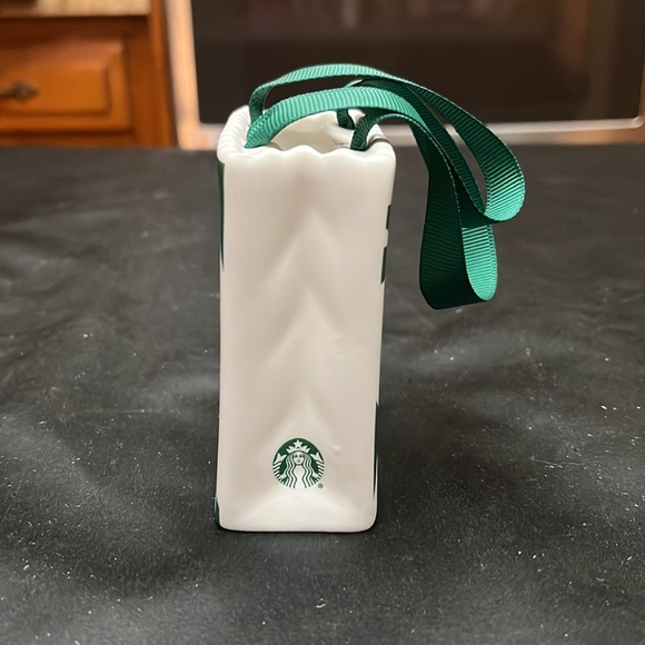 NWT Starbucks Green and White Ceramic Gift Card Holder. - Picture 2 of 5